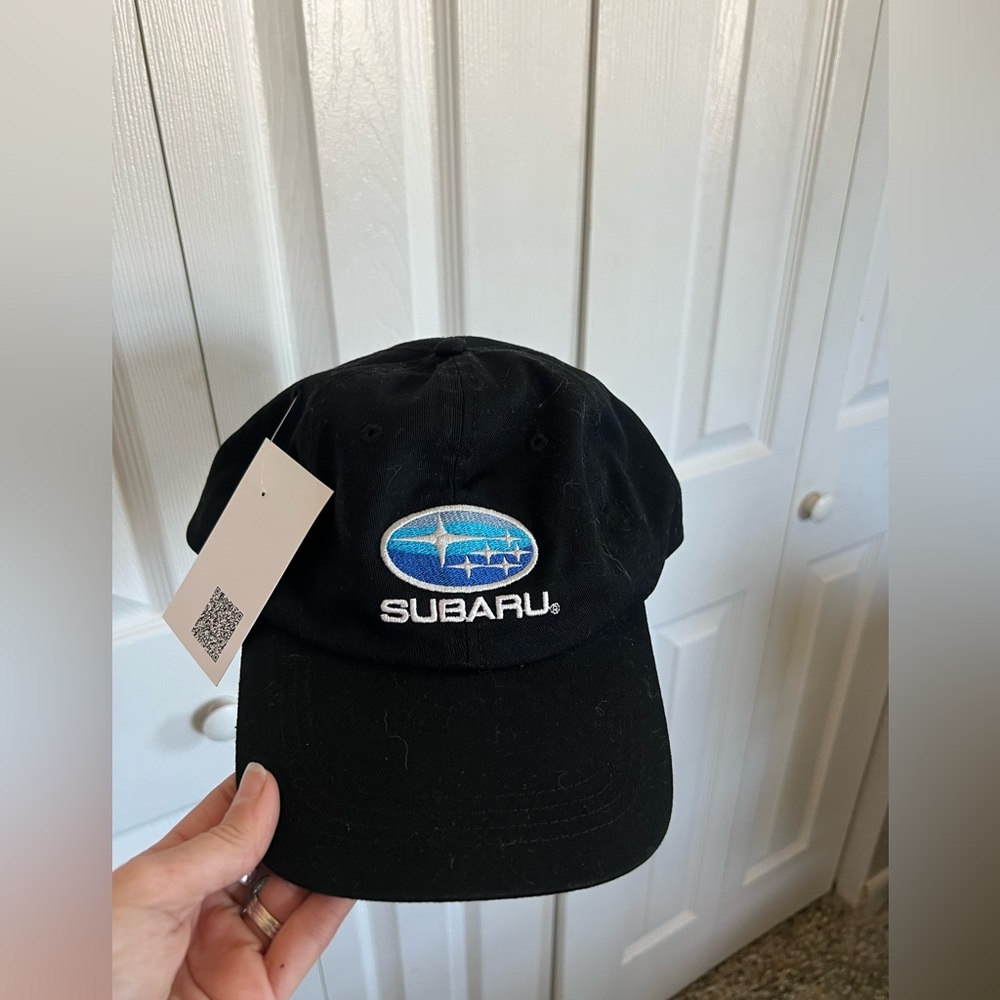 SUBARU hat